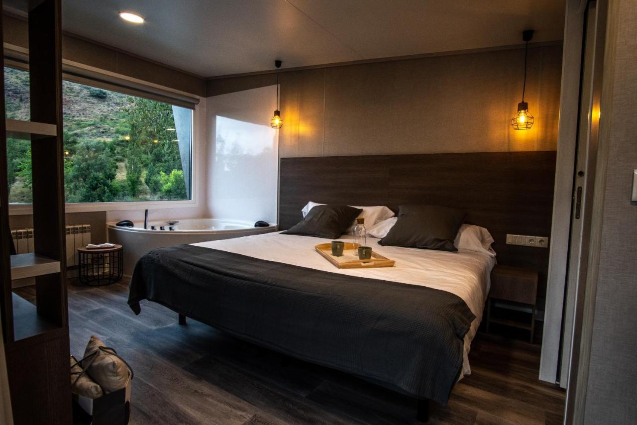 Camping Resort La Trapera Pradoluengo Ngoại thất bức ảnh